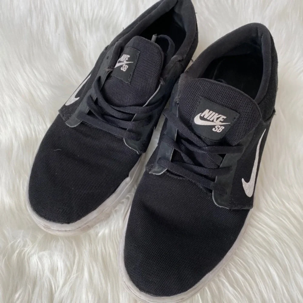 Nike Flex Experience Run sneaker, Sz. 8